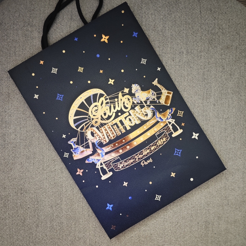 Louis Vuitton Holiday shopping bag